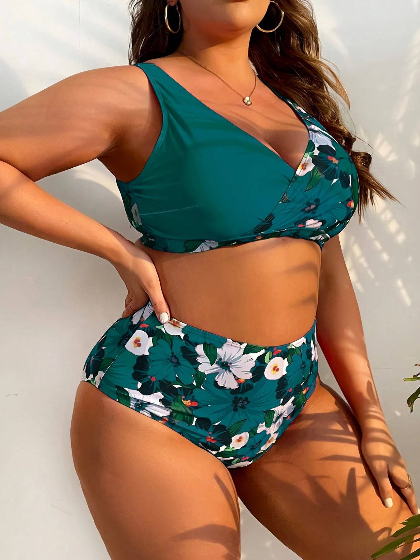 Biquíni Plus Size Meia Estampa Floral - Vento Maré