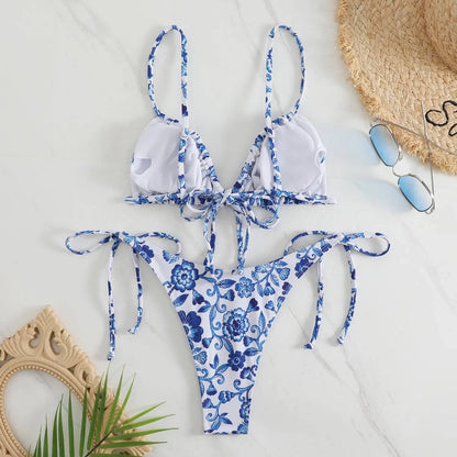 Biquíni Floral Azul e Branco - Vento Maré 